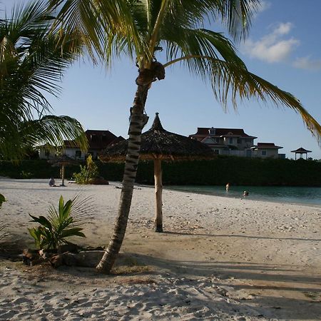 Апартаменты Eden Island Виктория Экстерьер фото